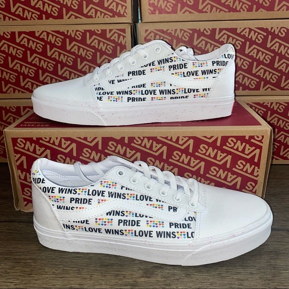 Vans Ward Pride Love Wins NIB - Picture 3 of 8
